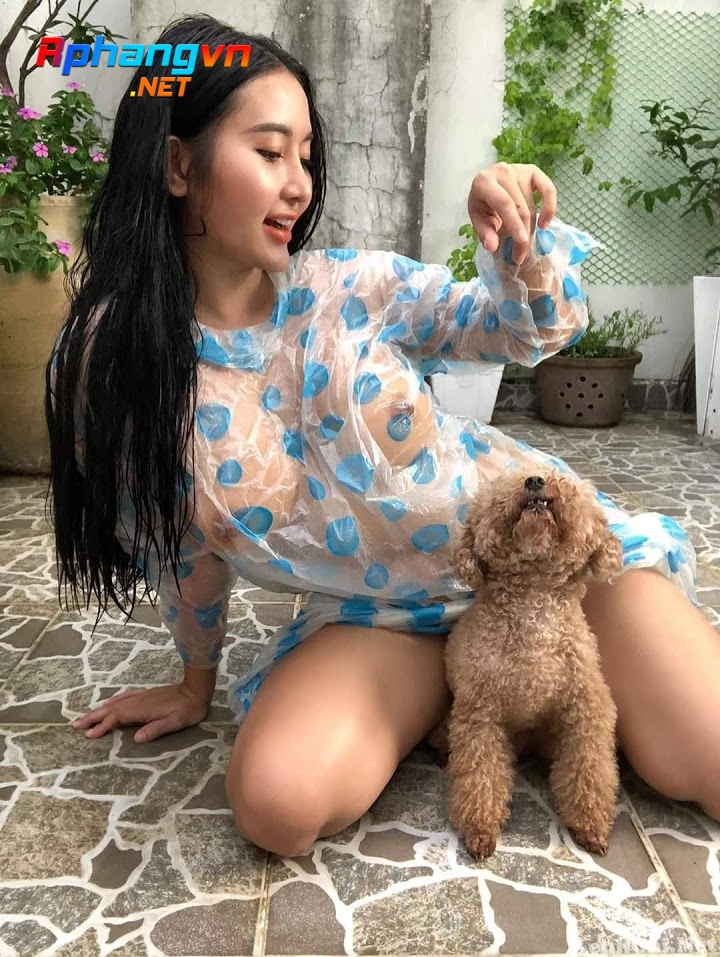 hayvnnet-bo-anh-hot-troi-khong-mua-dung-mac-ao-mua- (6).jpg