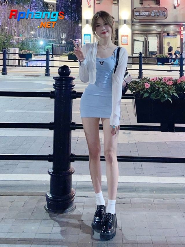 FEjMkKQVgAIG9-p.jpg