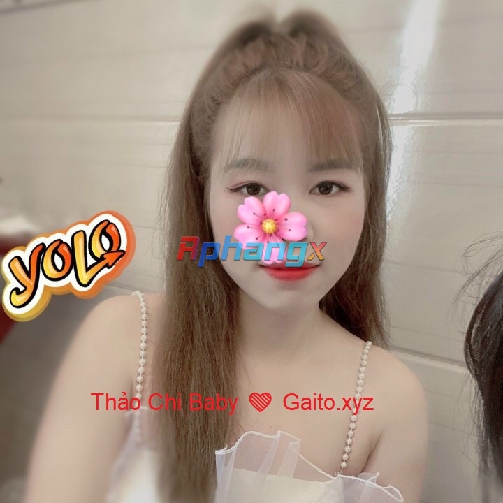 reup-be-thao-chi-baby-dam-ngoan-chieu-khach-lam-tinh-cuc-chat-2459397-original.jpg