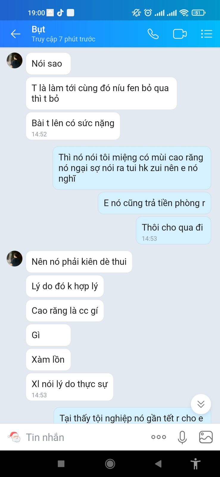 Screenshot_2022-12-25-19-00-17-741_com.zing.zalo.jpg