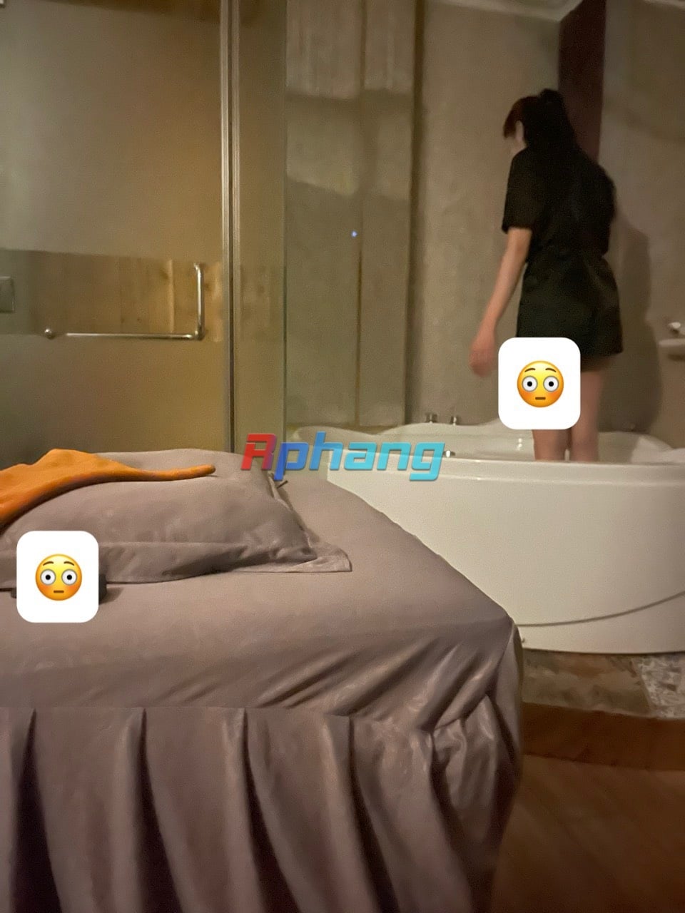 z4669792381054_a334c87ac1a3f3b0c0359c422770b81f.jpg