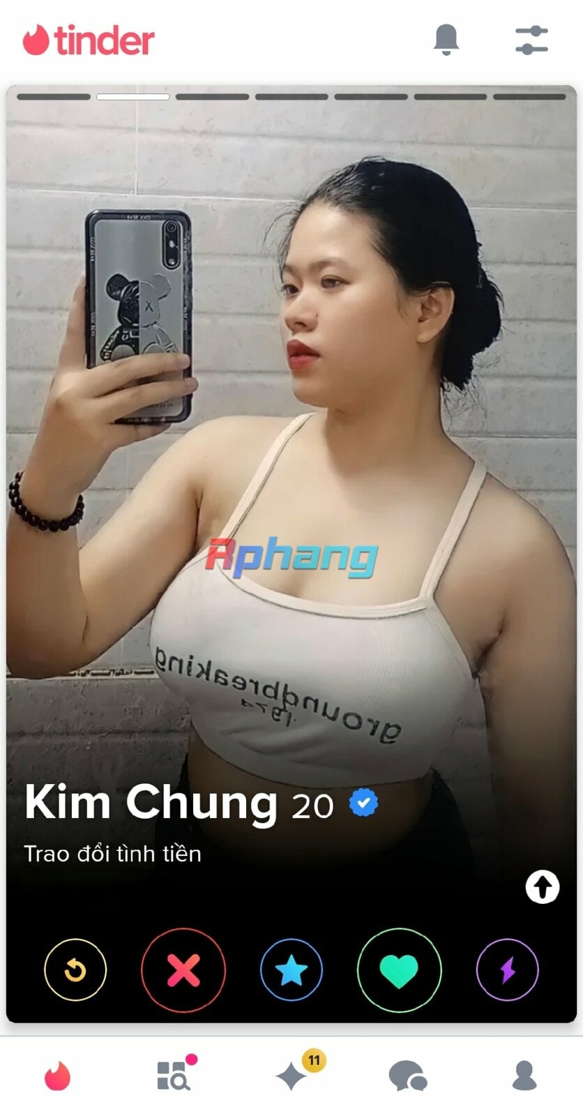 Screenshot_20230924-074420_Tinder.jpg