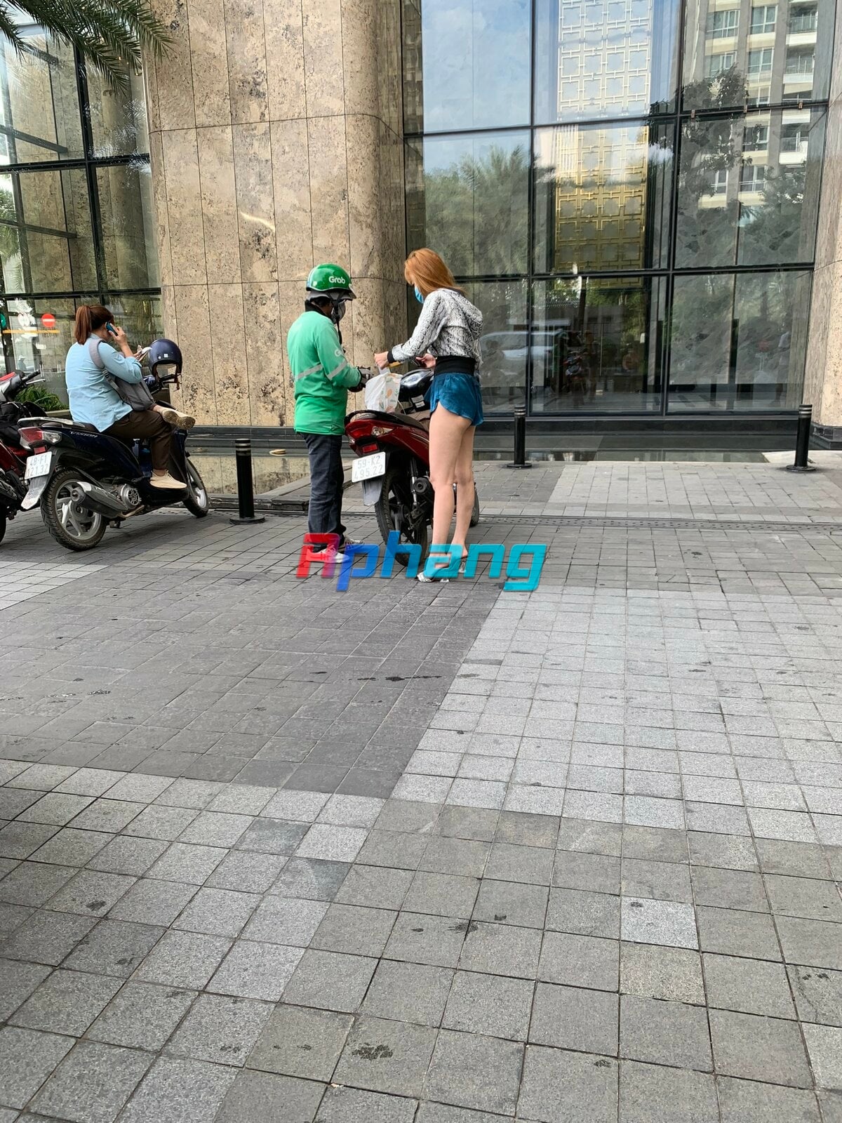 z4881461367047_080324e5871befc63fb815c748fe76a7.jpg