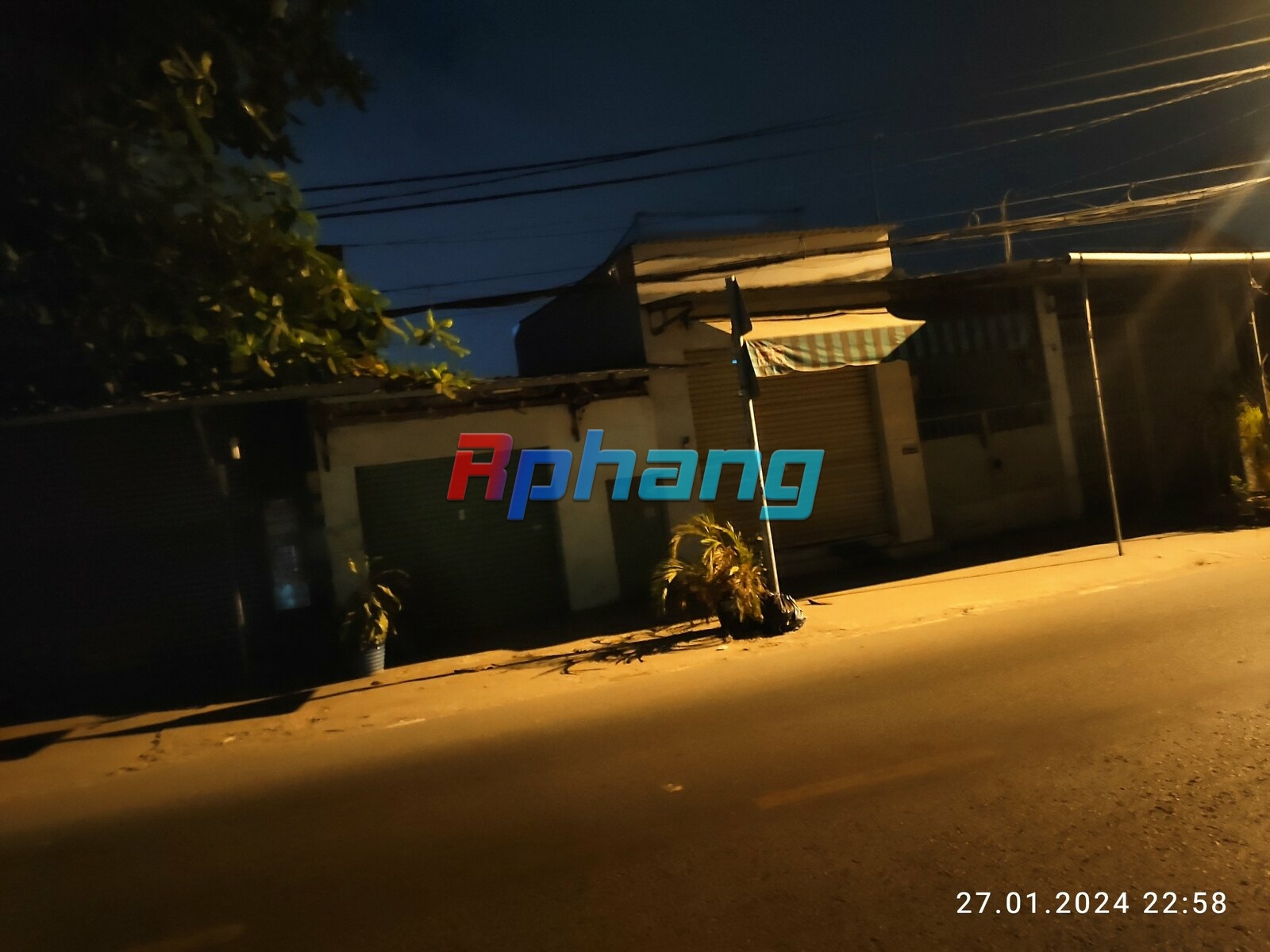 z5112459206543_fc9c268edc3f7ade57d969a81e97720f.jpg