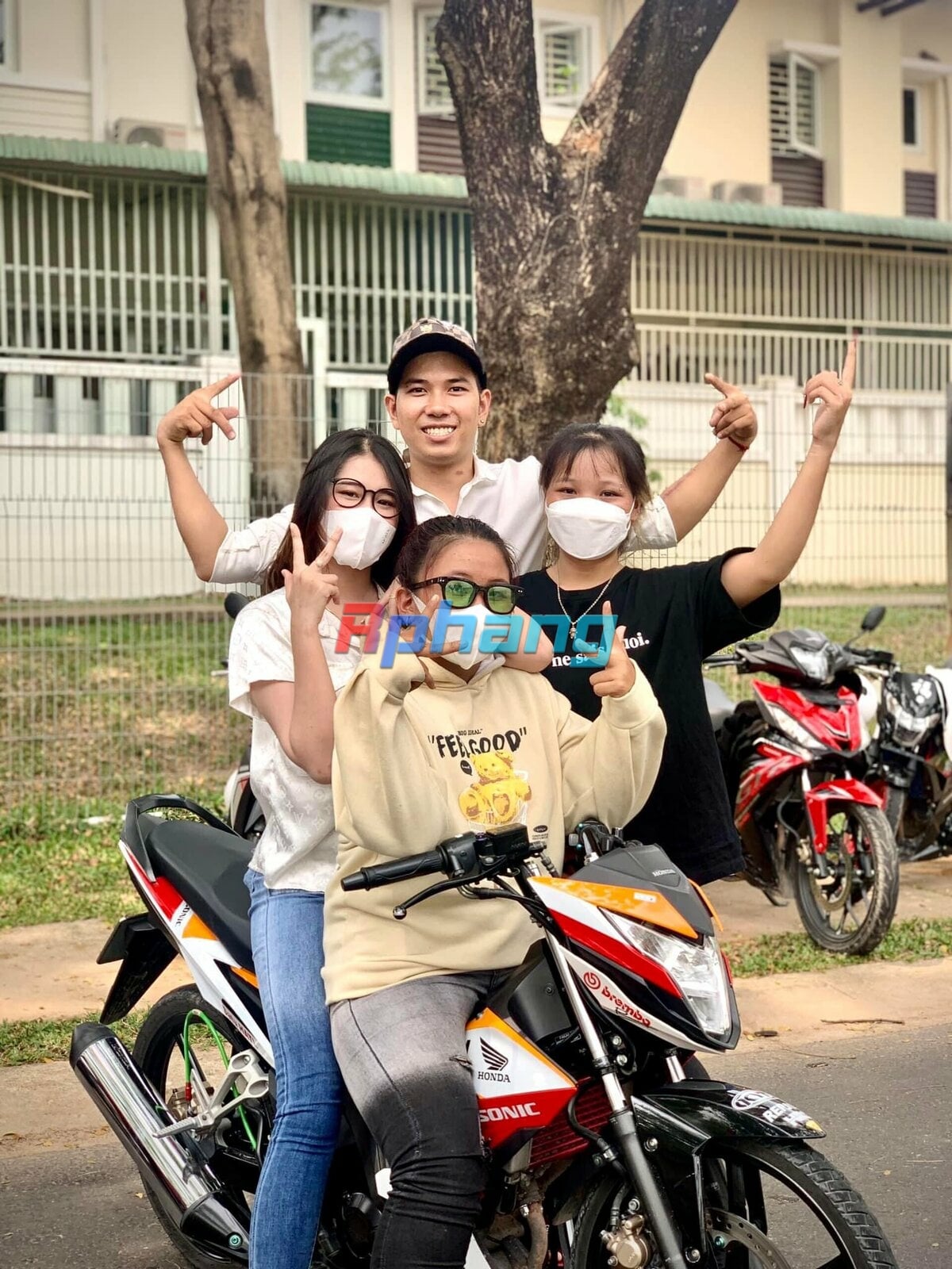 IMG_1024.jpeg