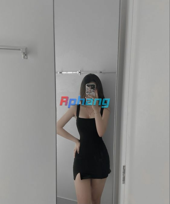 hinh-anh-dep-gai-xinh-che-mat-sexy_040408166.jpg