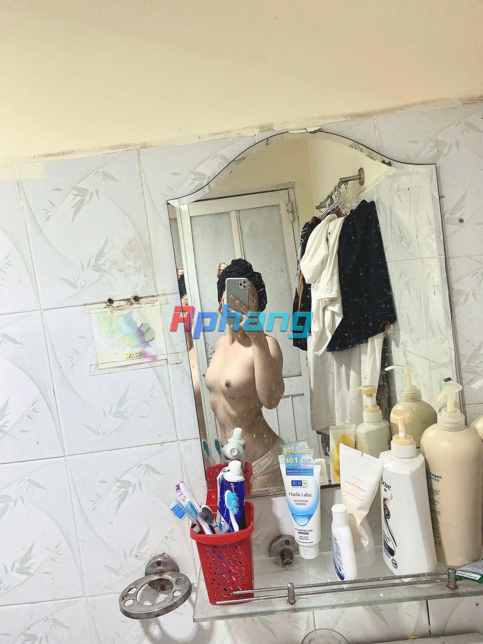 1743678139351.png