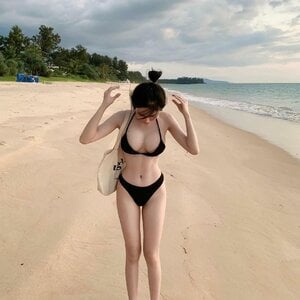 Đen đứng 1 (1).jpg