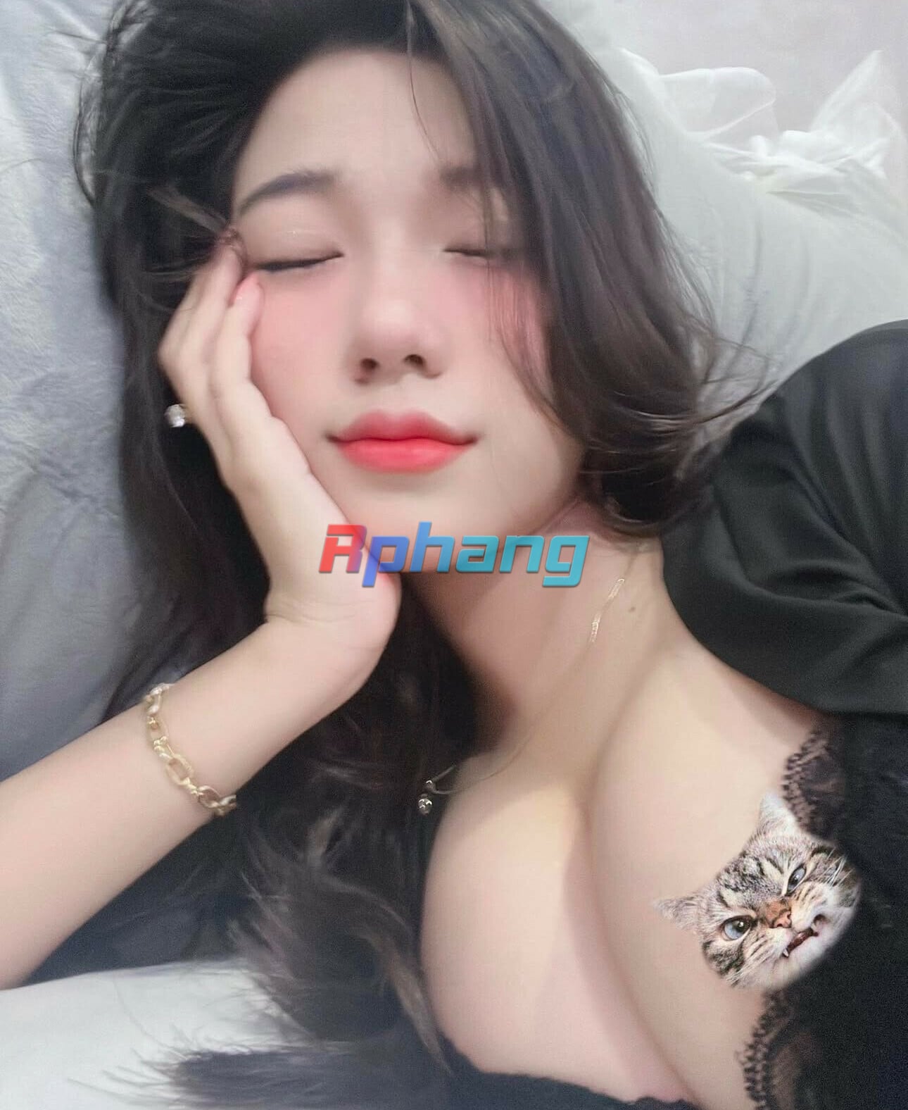 rOiSSVRZ.jpeg