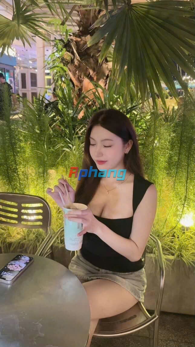 z6808930246440_f6983ba15fc3a996988d896c0dd3892d.jpg