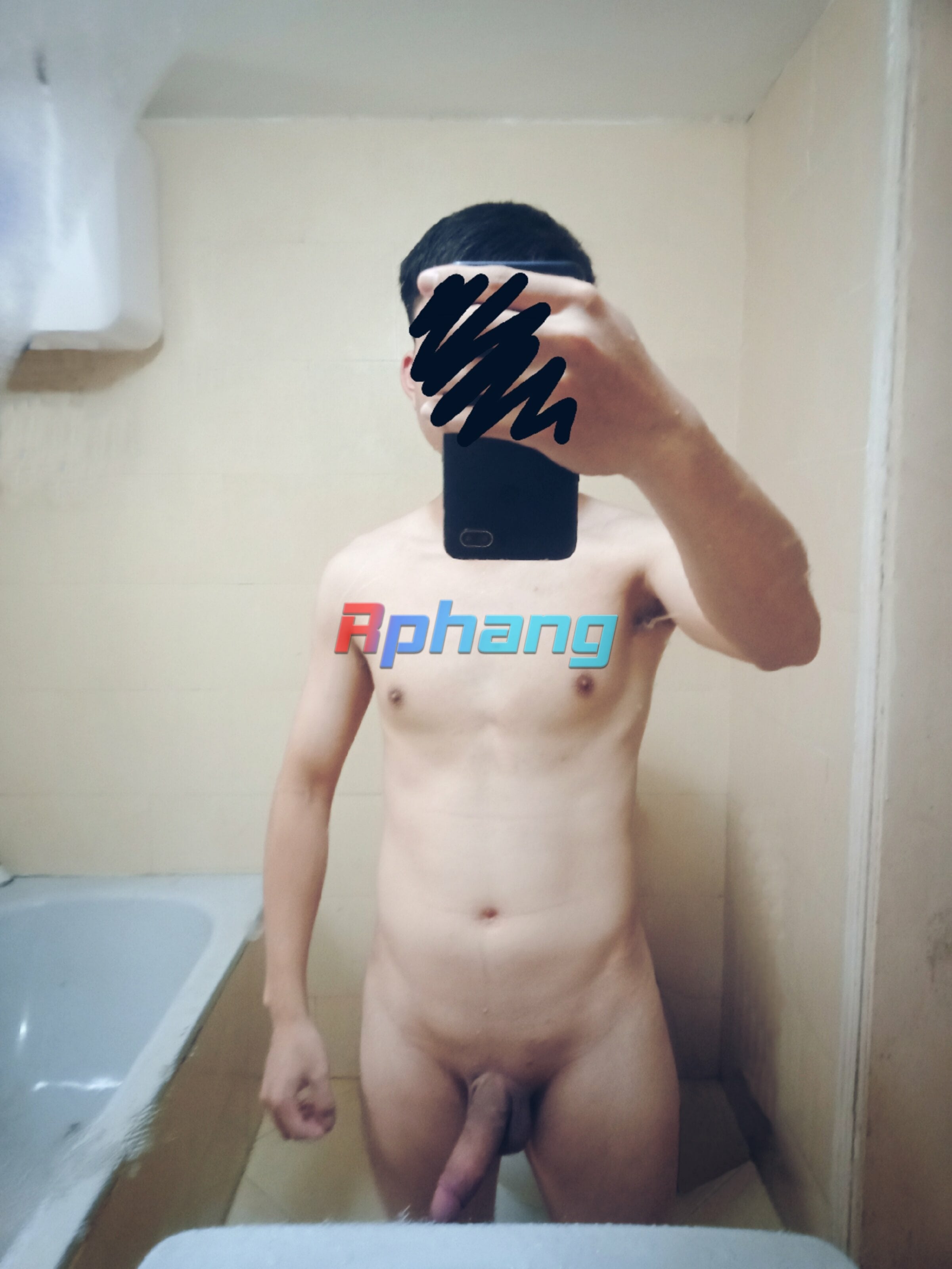 Picsart_25-08-25_21-06-14-982.jpg