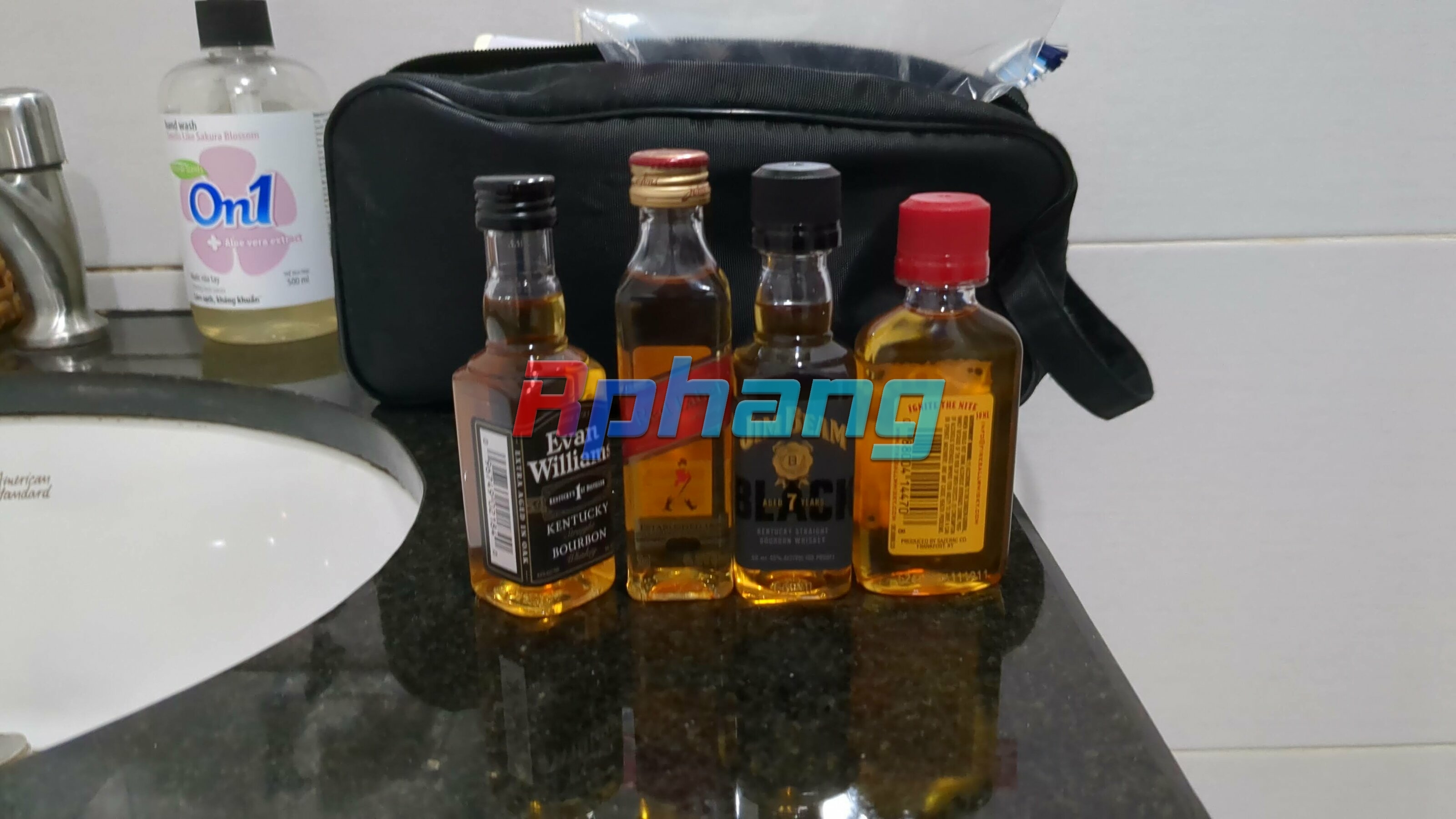 Mini_Wine_Bottles_IMG_20240920_195525.jpg