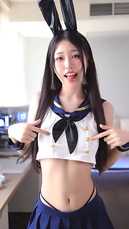 Cosplayer-Meriol-Chan-Ke-Ai-Xin-Jia-Po-Mei-OnlyFans-Fansly-Videos-Collection-MissKON.com-079.png