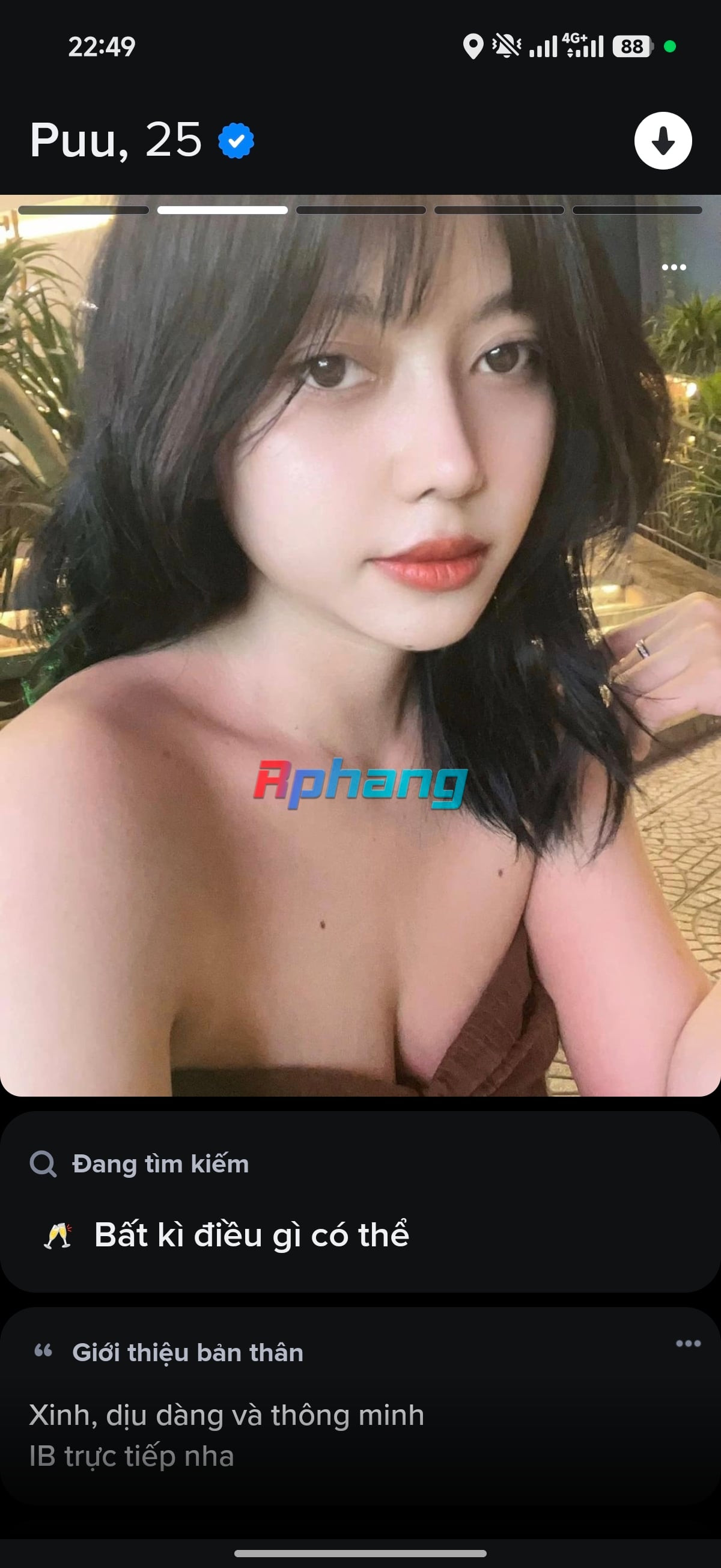Screenshot_2026-05-03-22-49-35-723_com.tinder.jpg